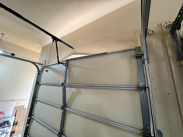 Why Regular Garage Door Maintenance in Commerce Is Important